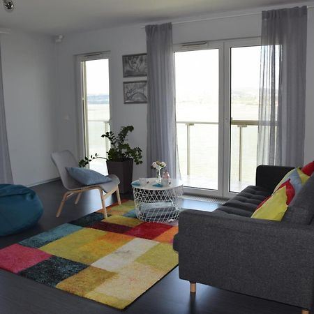 Panorama Apartman Velence Exterior photo