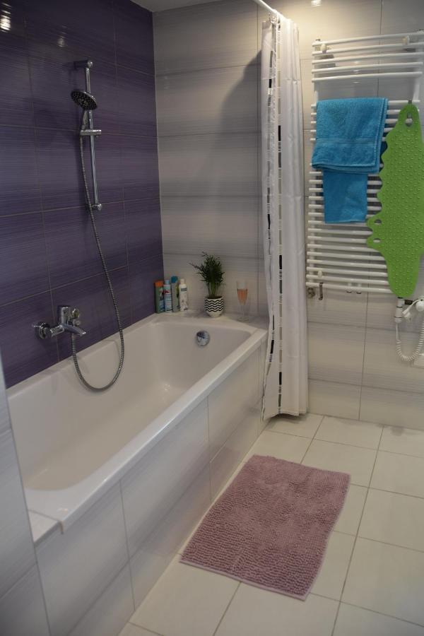 Panorama Apartman Velence Exterior photo